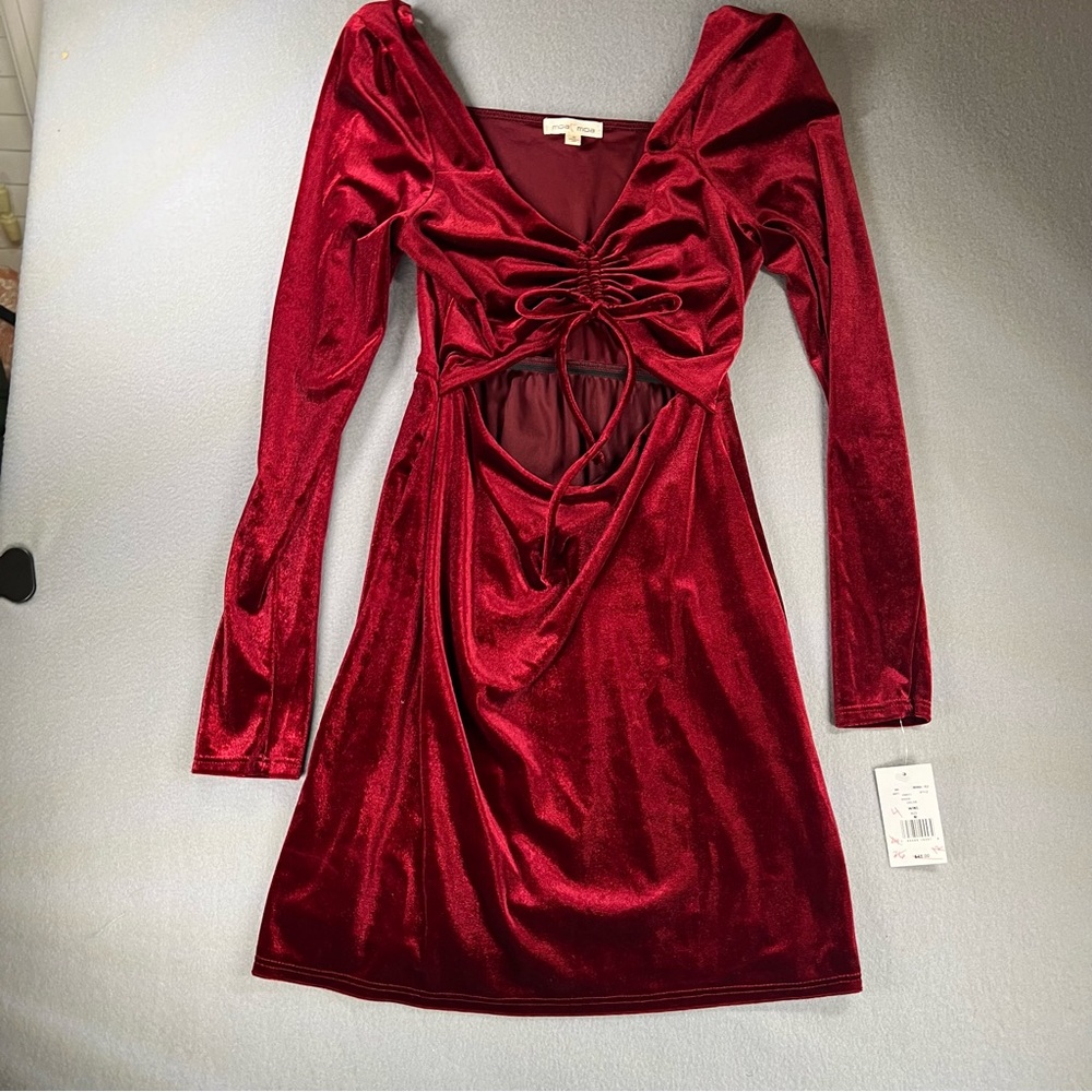 Red holiday Christmas Dress Velvet Style  V Neck Peekaboo NWT Womens Small